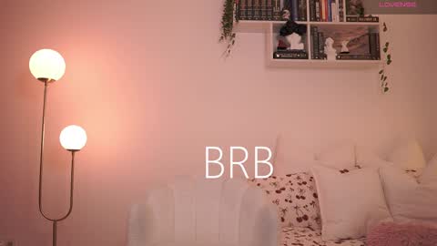 IG thickemmsss online show from 02-19-25, 08:31