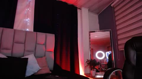 Emily  online show from 01-16-26, 03:21