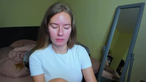 Emily online show from 10-18-25, 11:00
