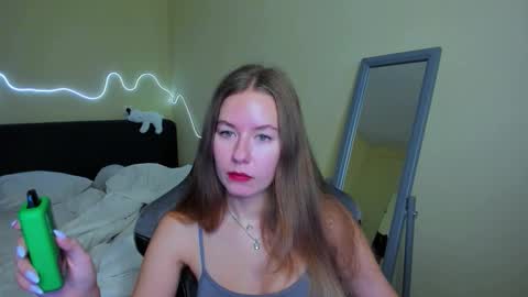 Emily online show from 11-11-25, 09:09