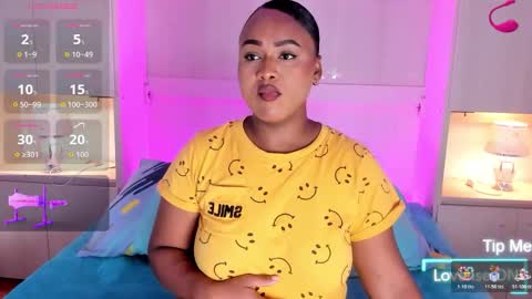 Snapshot of emilyystuart chatting on 02-14-26, 08:27 Emily online show from 02-14-26, 08:27