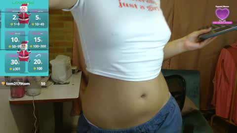 Snapshot of emitaa17228 chatting on 12-15-24, 10:47 emma online show from 12-15-24, 10:47