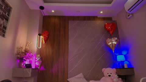 emma__rose1 online show from 04-09-26, 06:19