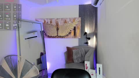 Alice online show from 01-18-25, 03:27