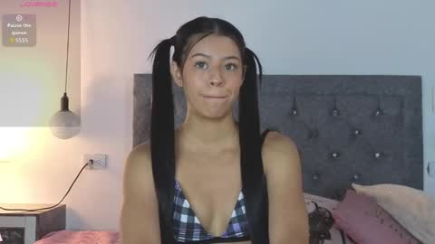 Emma online show from 09-17-25, 04:03