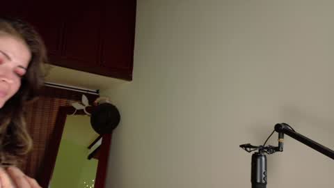 Snapshot of emma_blanco chatting on 01-24-25, 05:11 Emma online show from 01-24-25, 05:11