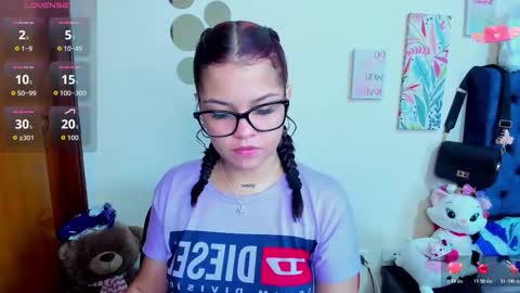 emma_boo_ online show from 11-18-25, 04:55