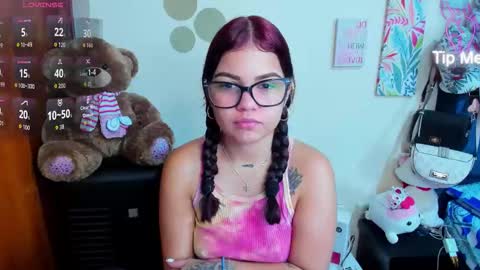 emma_boo_ online show from 12-18-25, 03:40