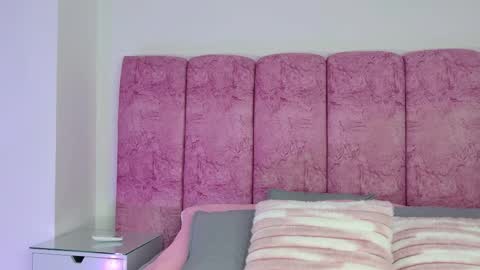 Snapshot of emma_curvy1 chatting on 01-16-26, 03:10 Emma online show from 01-16-26, 03:10