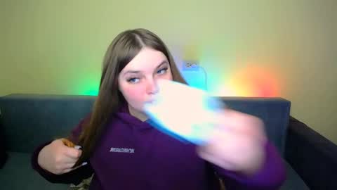 Eva online show from 02-15-25, 05:19