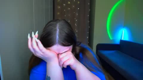 Eva online show from 10-29-25, 06:59