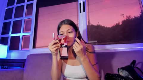 Snapshot of emma_jhoons chatting on 02-11-26, 11:48 emma_jhoons online show from 02-11-26, 11:48