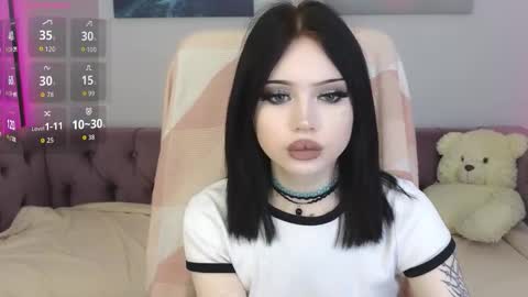 emma_kirks online show from 11-27-25, 10:28