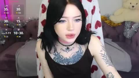 emma_kirks online show from 12-23-25, 10:35