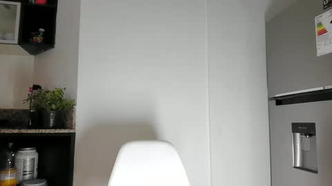 Emma 3 online show from 12-08-24, 01:36