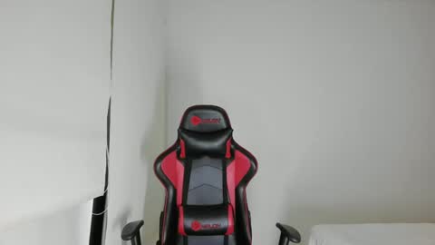 Emma 3 online show from 02-24-25, 12:20