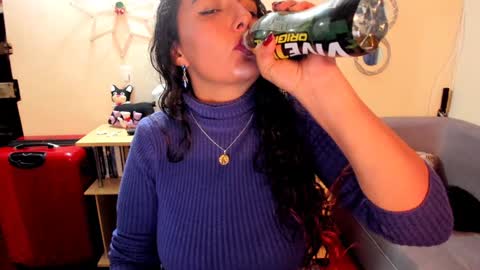 Snapshot of emma_luxy chatting on 01-13-25, 04:50  emma luxy online show from 01-13-25, 04:50