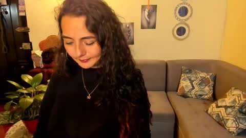 Snapshot of emma_luxy chatting on 02-20-25, 05:12  emma luxy online show from 02-20-25, 05:12