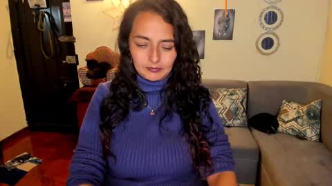 Snapshot of emma_luxy chatting on 03-04-25, 01:12  emma luxy online show from 03-04-25, 01:12