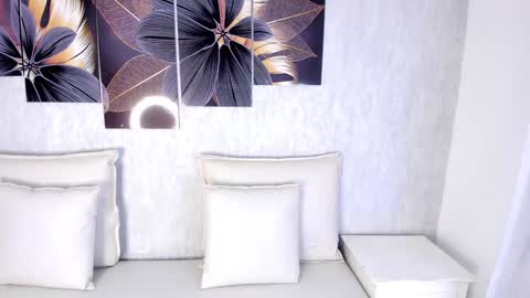 Snapshot of emma_morgann chatting on 12-06-24, 11:33 Emma Morgann online show from 12-06-24, 11:33