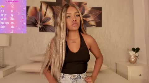 Snapshot of emma_morgann chatting on 03-06-25, 11:36 Emma Morgann online show from 03-06-25, 11:36