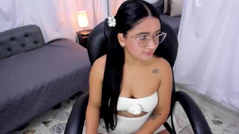 emma_morrison online show from 10-10-25, 01:37
