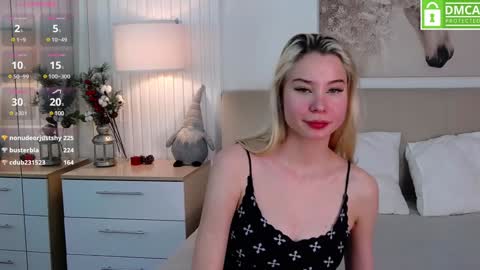 Snapshot of emma_plux chatting on 01-02-25, 10:16 Emma online show from 01-02-25, 10:16