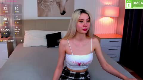 Snapshot of emma_plux chatting on 01-21-25, 04:21 Emma online show from 01-21-25, 04:21