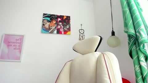 Emma online show from 02-08-26, 03:37