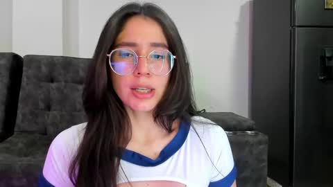 Emma online show from 03-05-25, 04:34