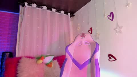 EMMA  online show from 03-05-25, 09:48