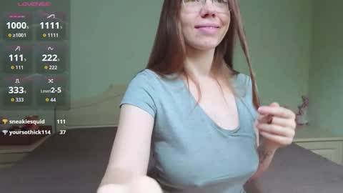 Emma-milky-tits online show from 11-28-25, 03:53