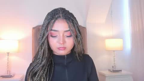 Snapshot of emma_torres__ chatting on 02-14-26, 12:24 Ema online show from 02-14-26, 12:24