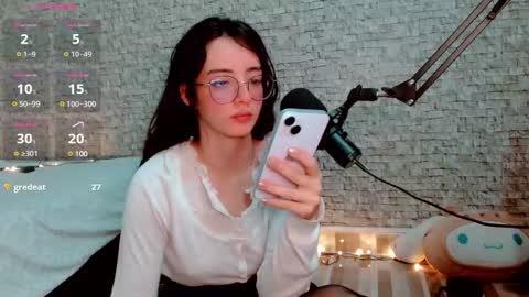 Emma  online show from 01-12-25, 06:06