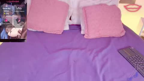 neko  online show from 11-26-25, 08:54