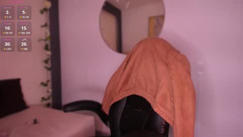 emma_woods__ online show from 12-28-24, 03:15