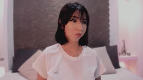 emma_woods__ online show from 10-19-25, 12:28