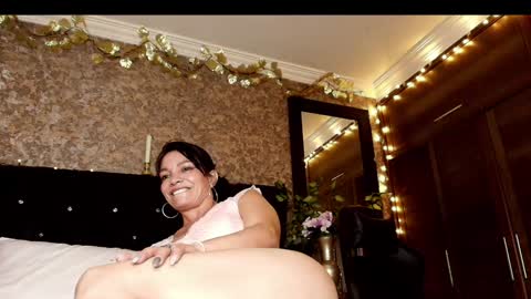 Emma online show from 12-23-24, 10:33