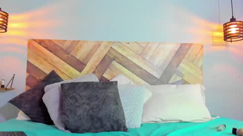 Snapshot of emmabrantt chatting on 12-07-24, 03:19 Emma Brant online show from 12-07-24, 03:19