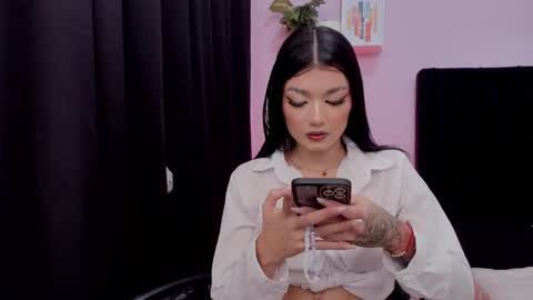 Emma  online show from 11-29-25, 08:56