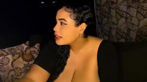 Snapshot of emmacamille2 chatting on 02-27-25, 03:58 emmacamille2 online show from 02-27-25, 03:58