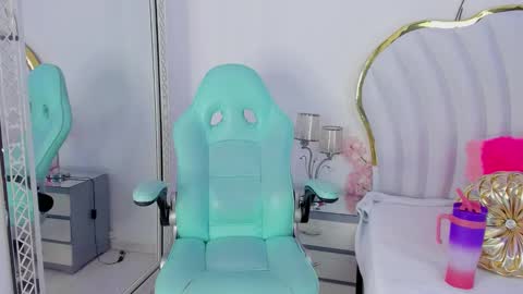 Welcome Im yosein  Your love is my passion activate it with your tips and enjoy with me online show from 01-24-25, 08:54