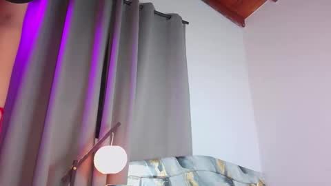 Snapshot of emmadembers chatting on 12-02-25, 09:21 emmadembers online show from 12-02-25, 09:21