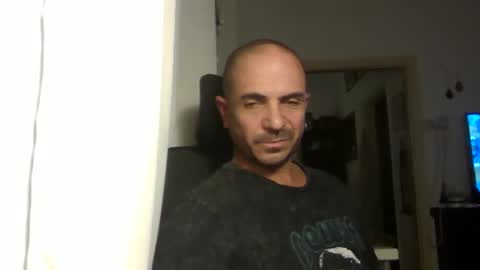 Ariel online show from 11-30-25, 10:03