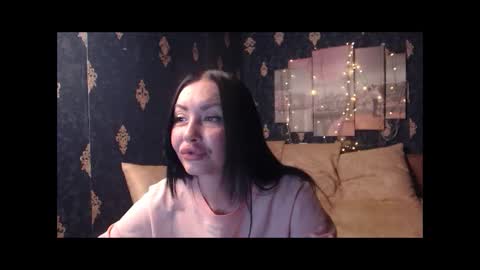 EmmaGoldX online show from 11-02-25, 05:43