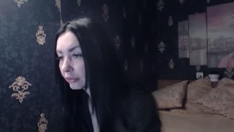 EmmaGoldX online show from 02-10-26, 06:50