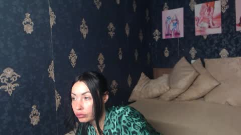 Snapshot of emmagoldx chatting on 07-23-26, 08:23 EmmaGoldX online show from 07-23-26, 08:23