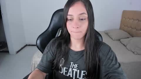 Jennifer online show from 10-20-25, 02:34