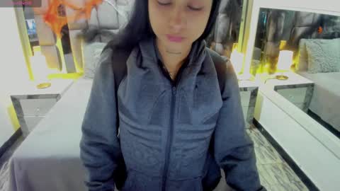 EMMA HILL online show from 10-24-25, 10:55