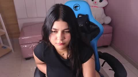 Emma online show from 01-23-25, 07:40